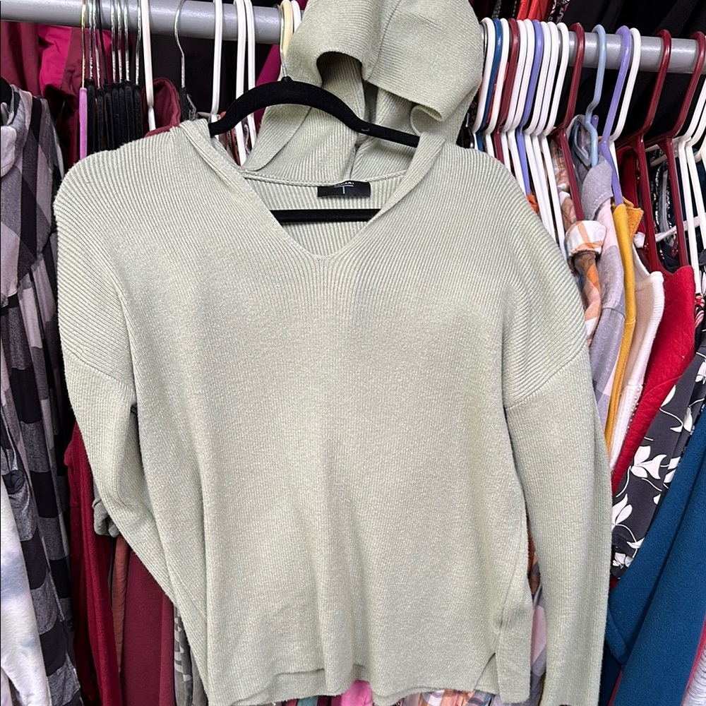 Tahari Light Green Women's Sweater